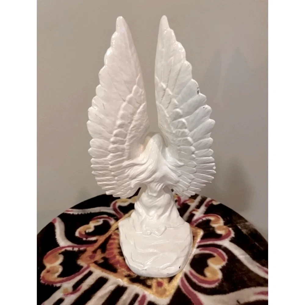 ❣️Native American First People White Ceramic Sculpture of Woman with Wings 🦅❣️ - Picture 2 of 11